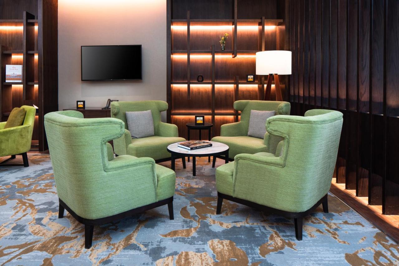 Citadines Abha Aparthotel ภายนอก รูปภาพ The lounge at the airport