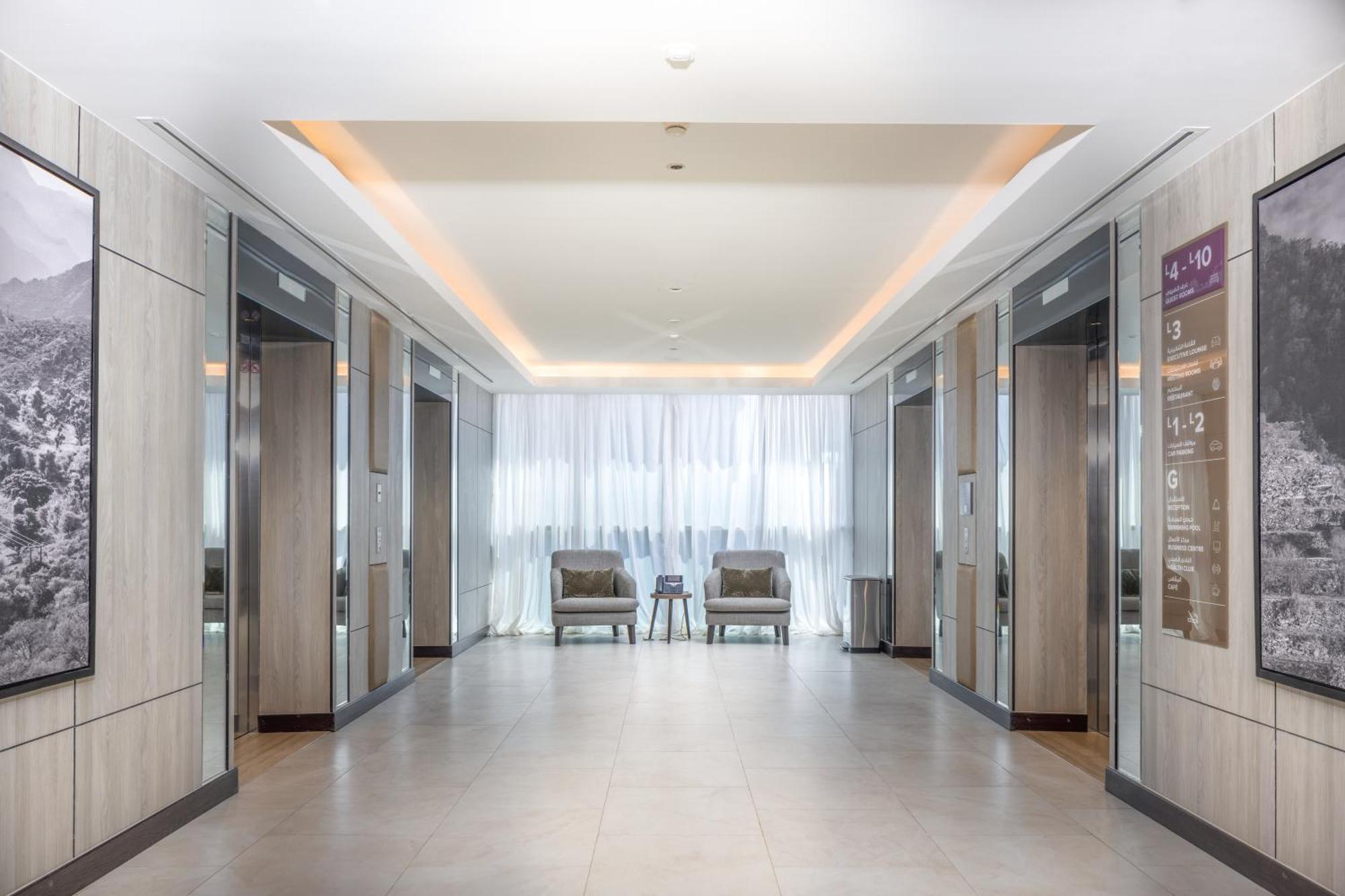 Citadines Abha Aparthotel ภายนอก รูปภาพ The elevators at the 10th floor